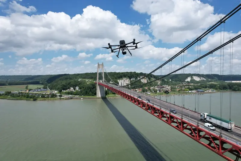 Photo lors d'une mission sur le pont de Tancarville